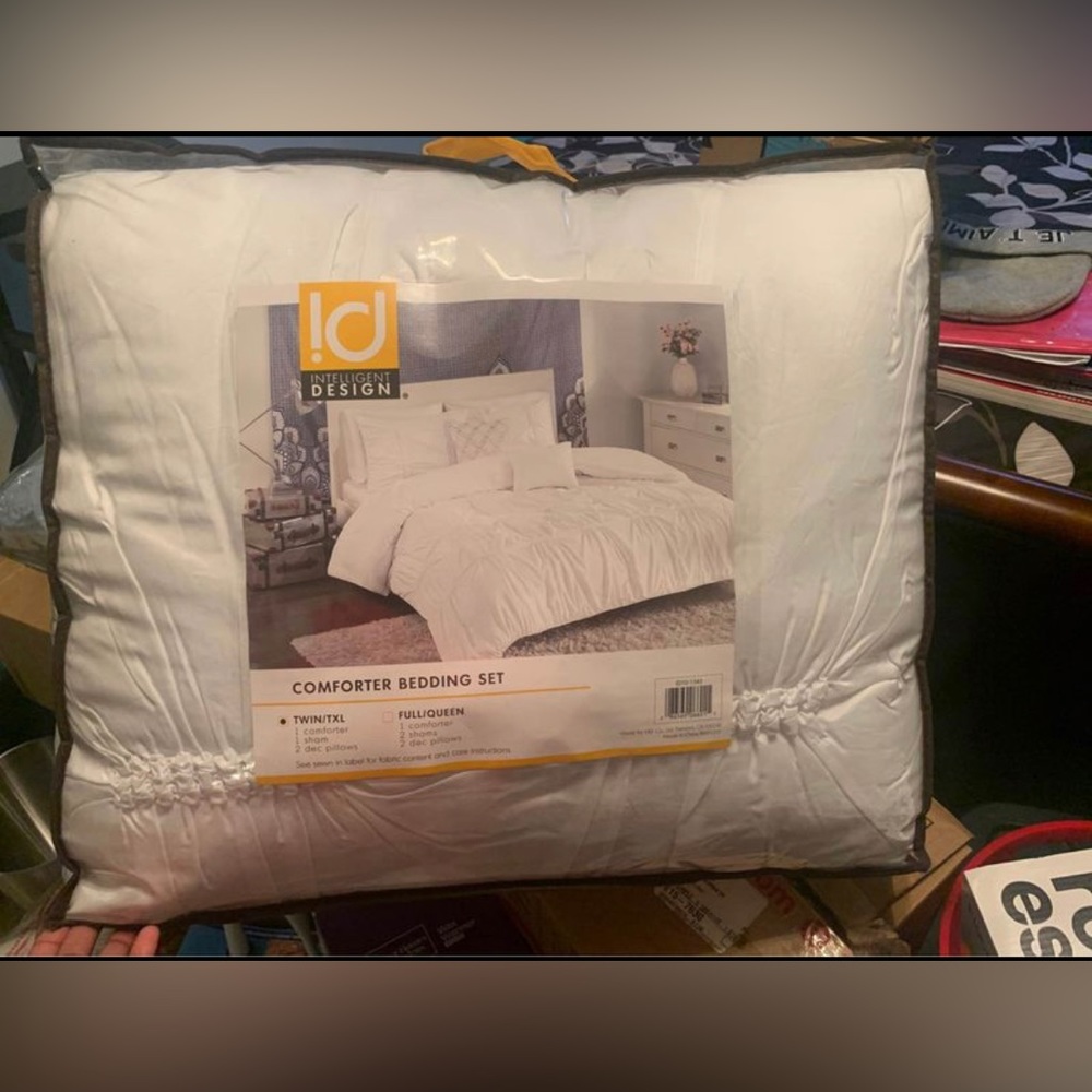 Comforter Set - Picture 1 of 1
